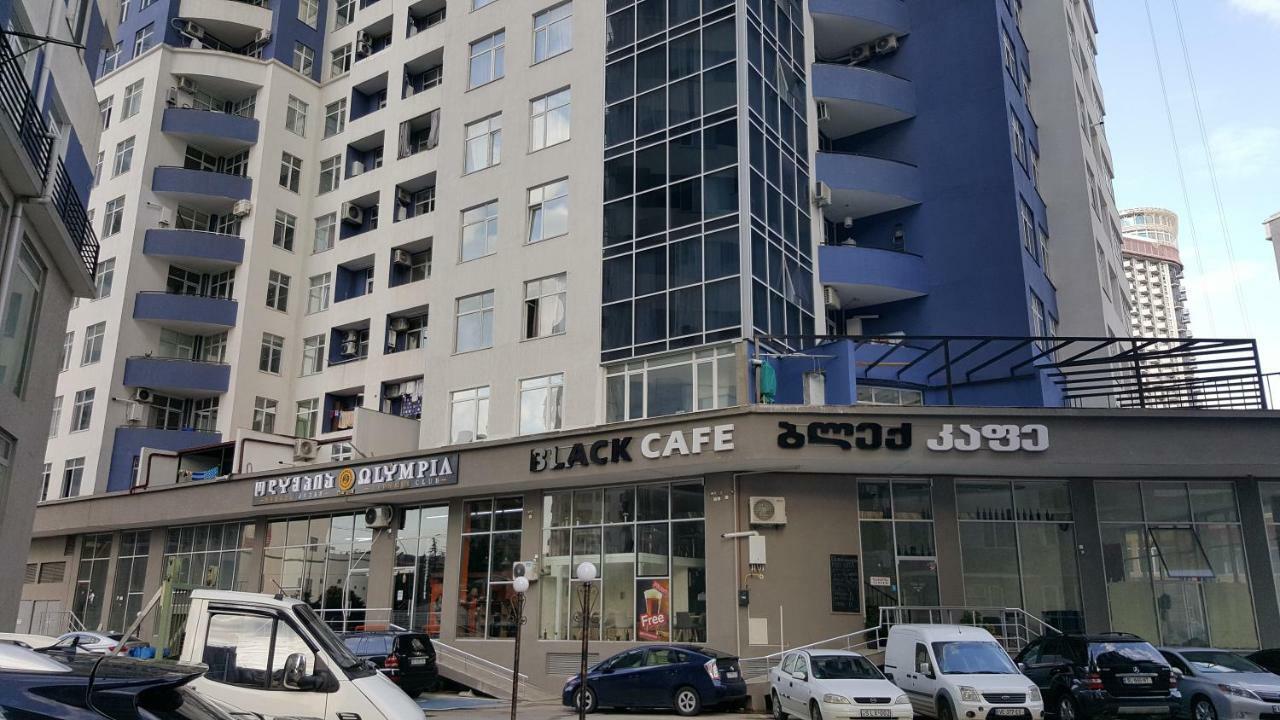 Real Palace Batumi Esterno foto